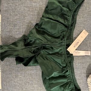 Vs flutter  Green Ruffled Bottoms panty